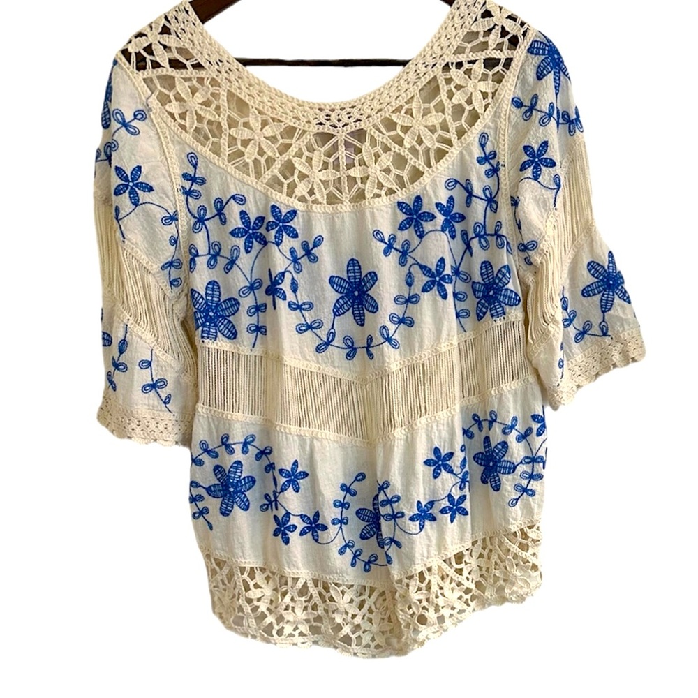 Oliver by Escio embroider, crocheted knit cotton top women M